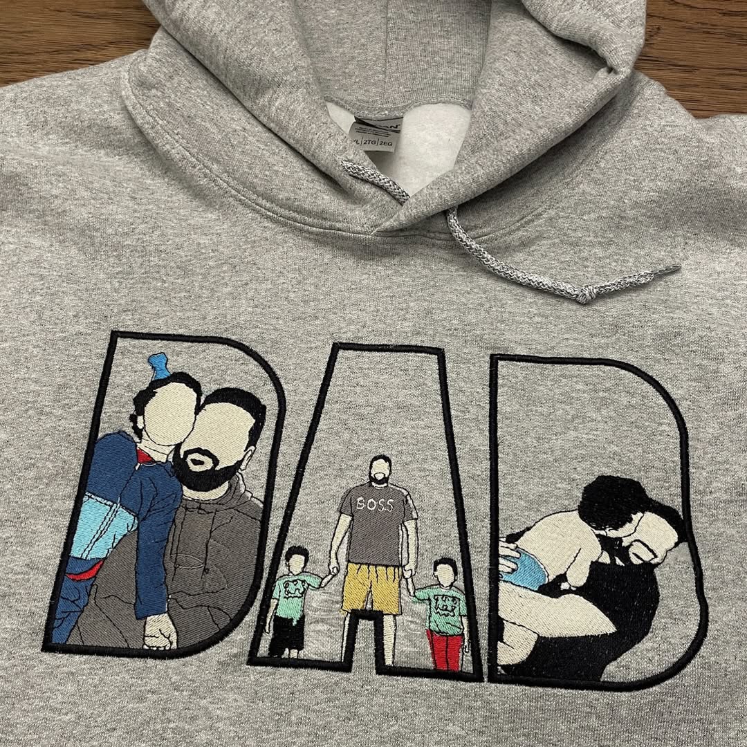 Sweat-shirt personnalisé « Papa EST » brodé – Hoodie personnalisé pour papa et grand-père avec les noms des enfants sur la manche