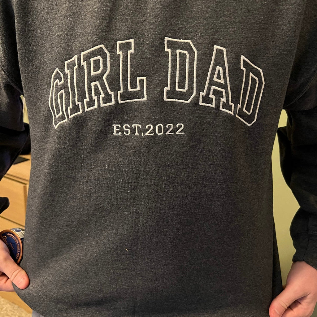 Custom Embroidered Sweatshirt – Grandpa, Dad, or New Dad Shirt with Names & Est Year, Perfect Father’s Day Gift