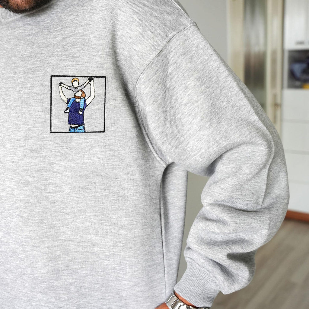 Custom Embroidered Family Photo Sweatshirt – Personalized Portrait Crewneck with Photo Border for Mom & Dad