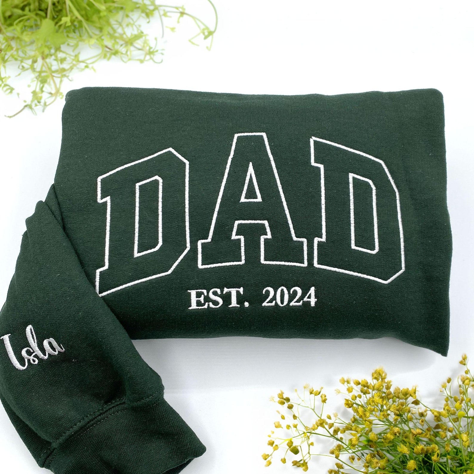 Custom Embroidered Papa EST Sweatshirt – Personalized Dad & Grandpa Hoodie with Kids’ Names on Sleeve