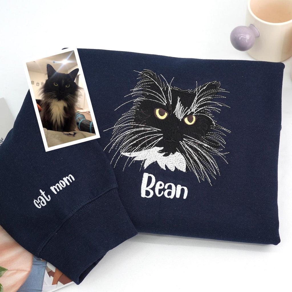 Personalisiertes Sweatshirt mit gesticktem Hundegesicht – Haustierporträt nach Foto, Hunde- & Katzenpullover, Haustier-Gedenkgeschenk für Mama