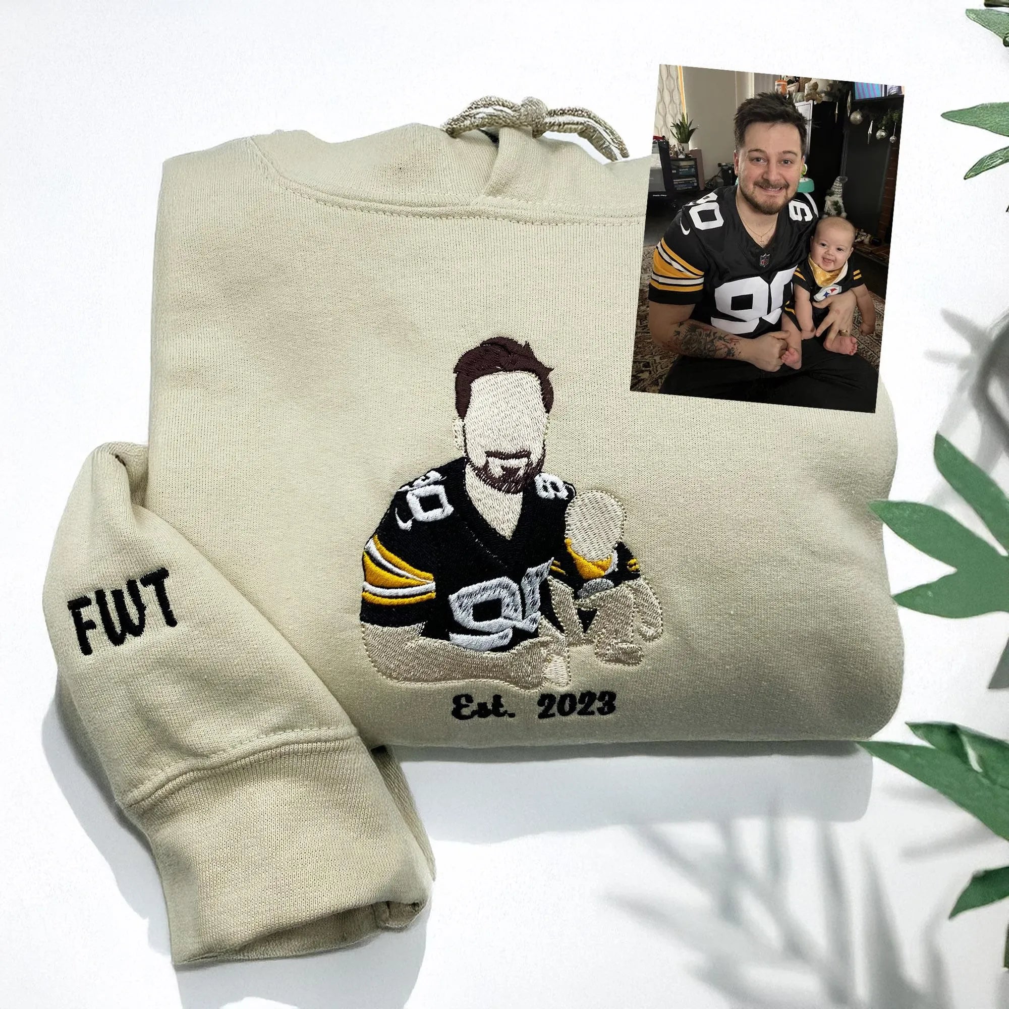 Custom Embroidered Portrait Hoodie – Personalized Family Photo Gift, Unique Keepsake Sweatshirt for Moms, Dads, and Loved Ones