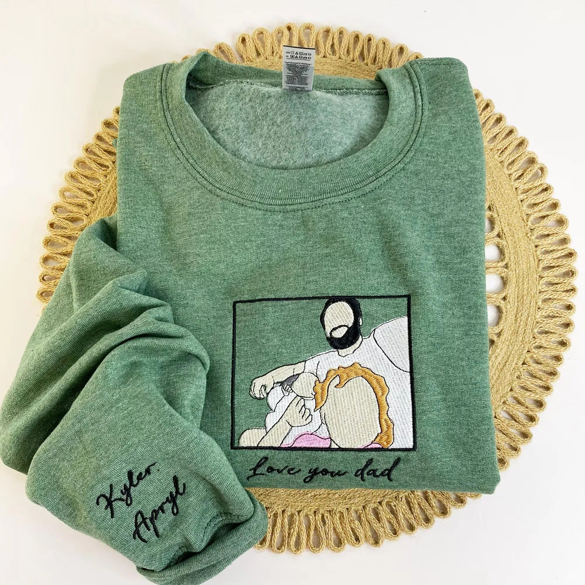 Custom Embroidered Portrait Hoodie – Personalized Family Photo Gift, Unique Keepsake Sweatshirt for Moms, Dads, and Loved Ones