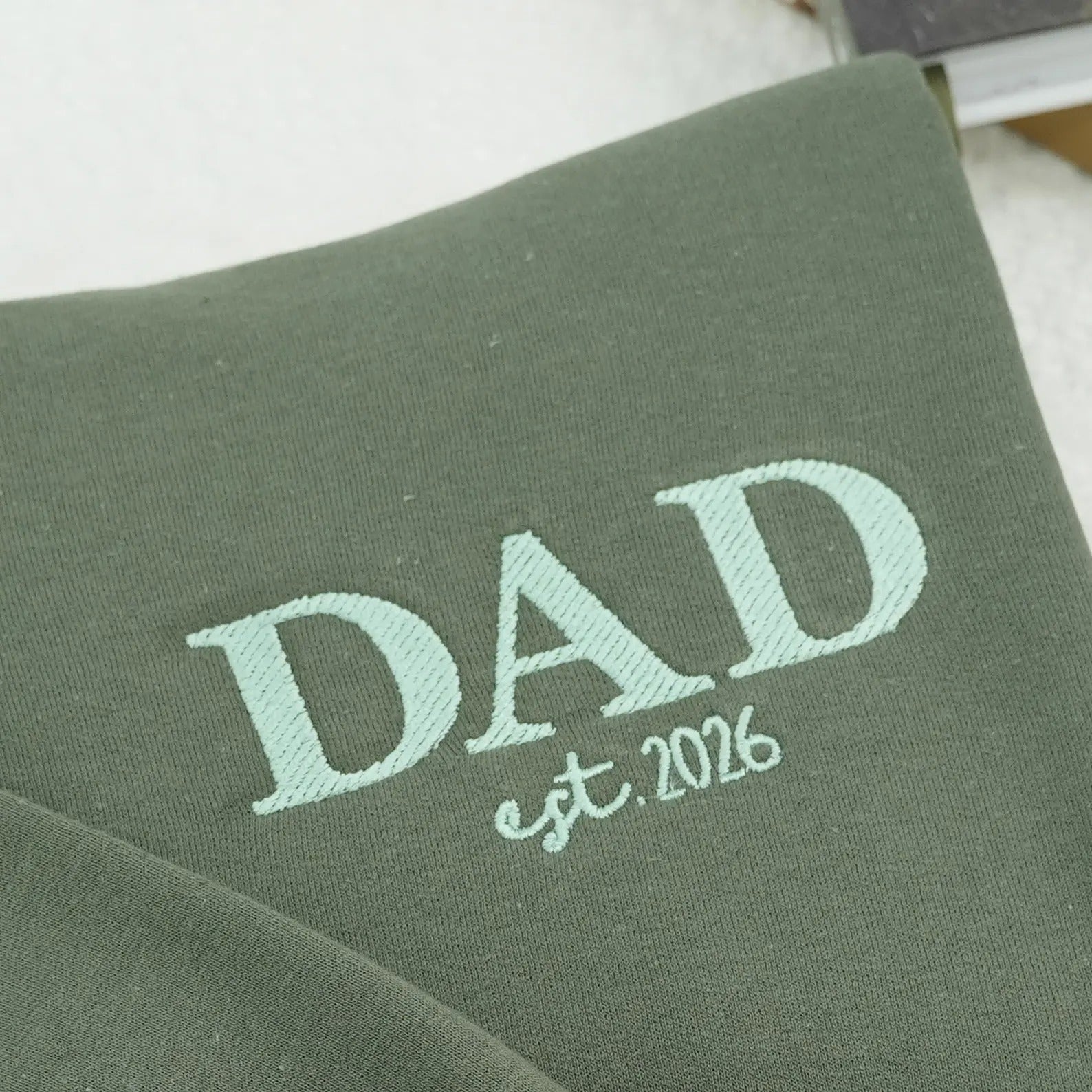 Custom Dad Hoodie – Personalized Embroidered Dad EST Sweatshirt with Kids’ Names, New Dad Hoodie, Cool Dads Club Gift