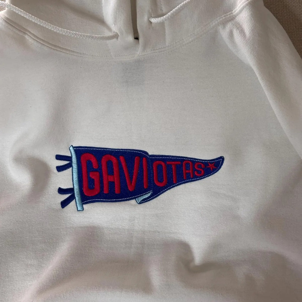 Sudadera personalizada con corte de lazo lateral para niños – Nombre y número personalizados, diseño de lazo coqueto