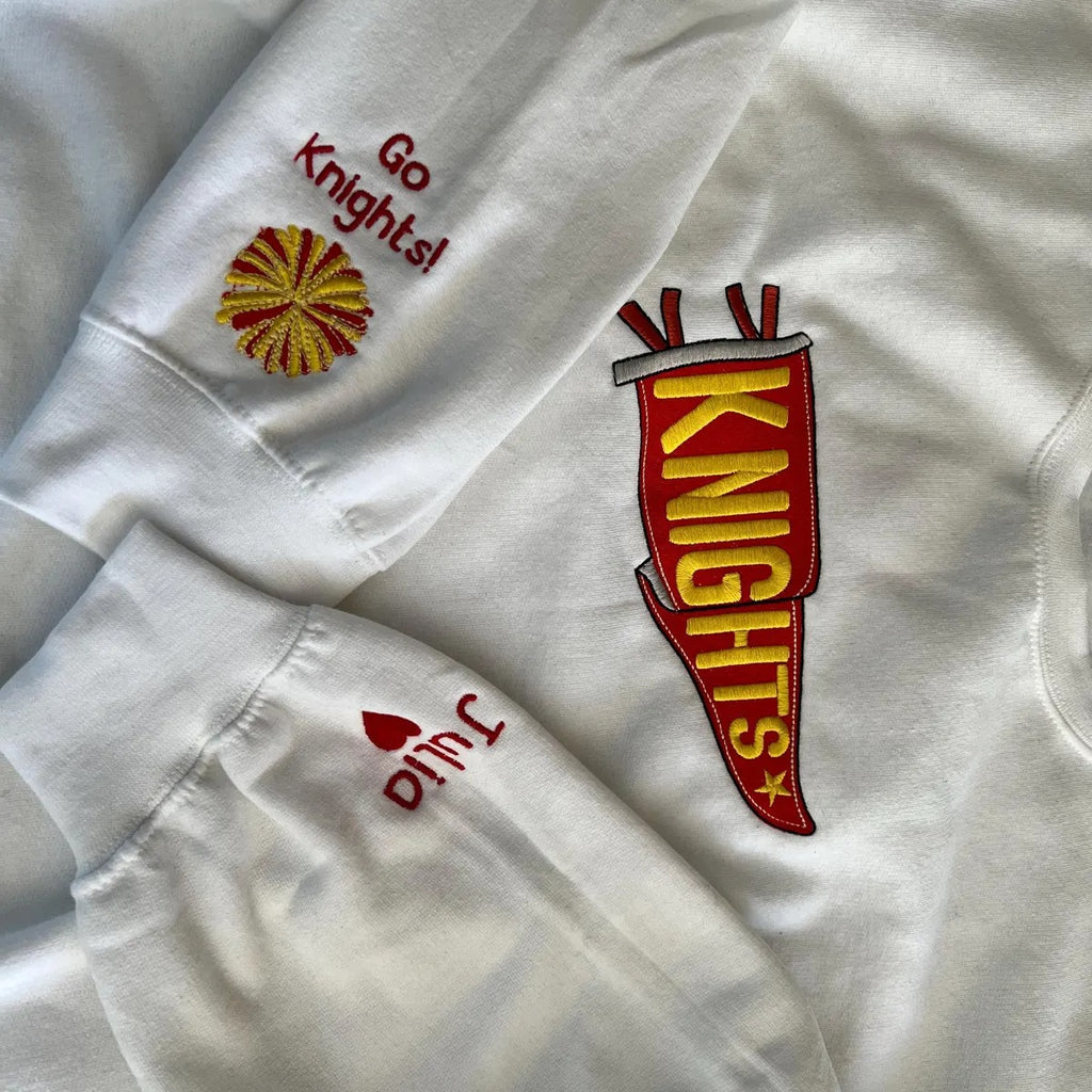 Sudadera personalizada con corte de lazo lateral para niños – Nombre y número personalizados, diseño de lazo coqueto